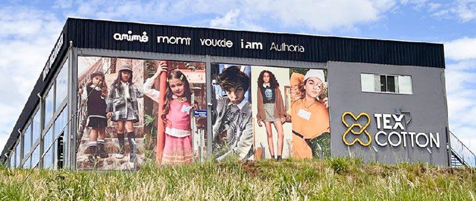 Sede da Tex Cotton adota soluções da CommScope e acaba com problemas de conectividade Empresa de confecção de roupas infanto juvenis conectou cinco andares de sua unidade em Blumenau SC com cabos de rede CAT 6A e fibra óptica monomodo da CommScope