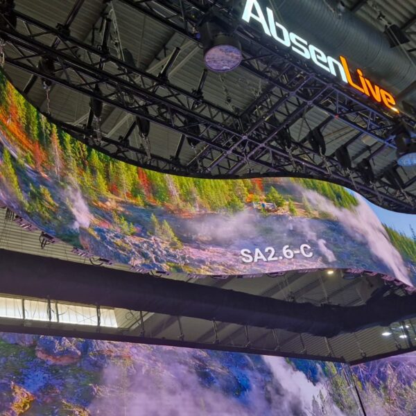 WhatsApp Image 2025-03-06 at 18.07.50