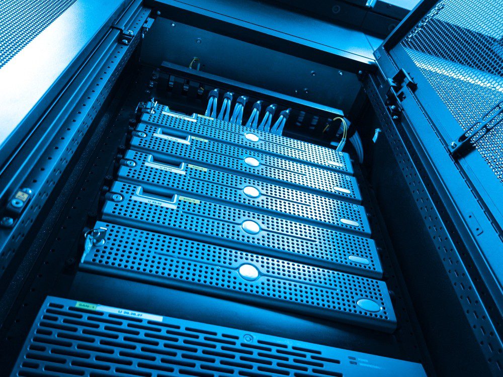 A Schneider e a GP Cabling promovem o webinar Innovation Talk Novidades em soluções de DCIM Schneider para ensinar boas práticas no gerenciamento de datacenters